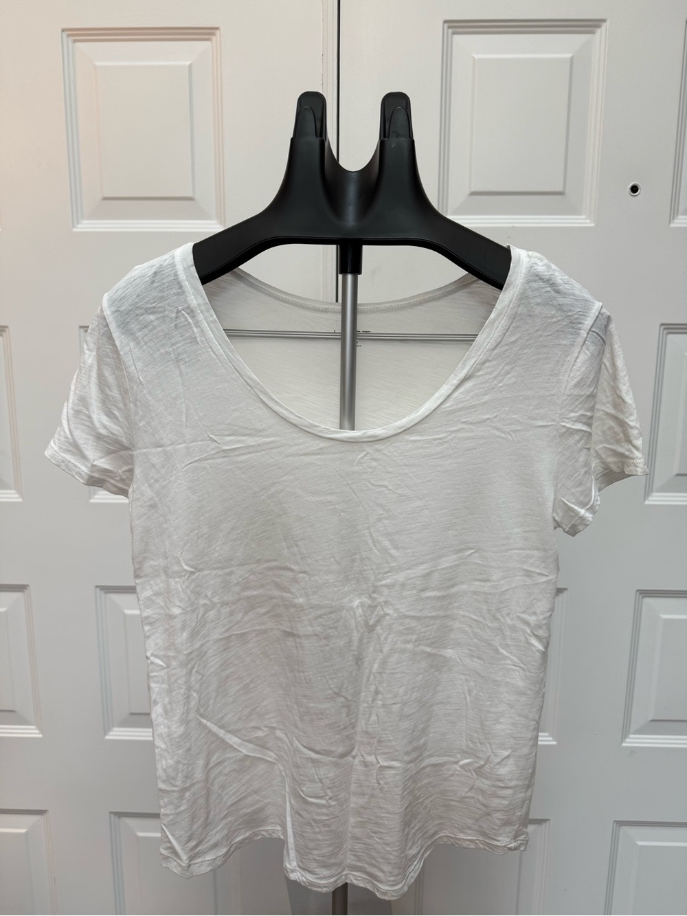 Classic White Scoop Neck Women’s Tee